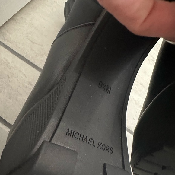 MICHAEL Michael Kors - Women's Cramer Platform Booties - size 9.5 - Picture 9 of 15